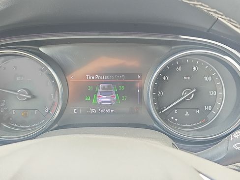 Used 2023 Buick Encore GX Select w/ Safety Package II FWD image 17