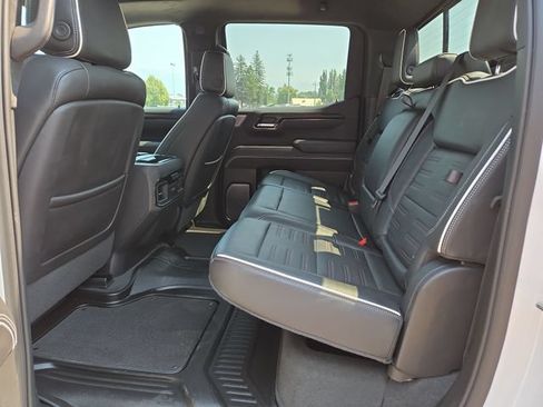 Used 2023 GMC Sierra 1500 AT4X AWD/4WD image 32