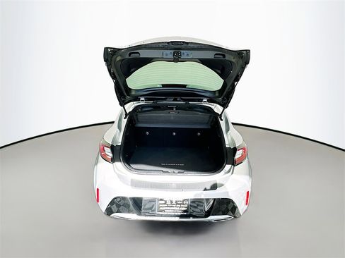 Used 2019 Toyota Corolla SE image 25