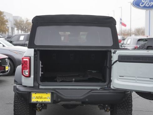 Used 2022 Ford Bronco Black Diamond w/ Sasquatch Package image 30