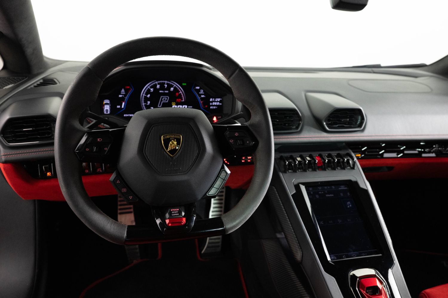 Used 2020 Lamborghini Huracan EVO AWD/4WD image 44