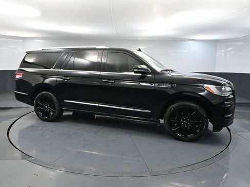 Used 2024 Lincoln Navigator L Reserve w/ Equipment Group 201A image 4