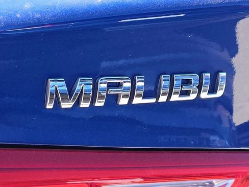 Used 2023 Chevrolet Malibu LS image 5