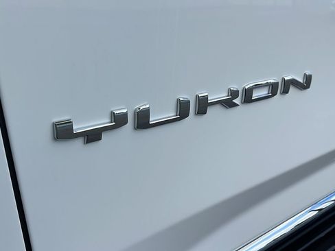 New 2026 GMC Yukon XL Elevation AWD/4WD image 10