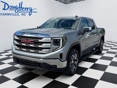 New 2025 GMC Sierra 1500 SLE w/ Preferred Package