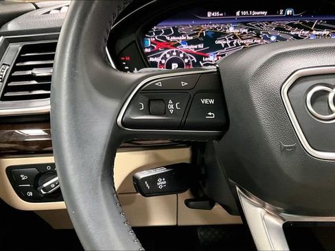 Used 2018 Audi Q5 2.0T Premium Plus w/ Premium Plus Package image 19