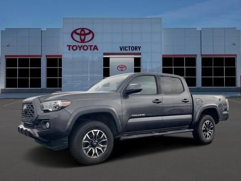 Used 2022 Toyota Tacoma TRD Sport AWD/4WD image 1