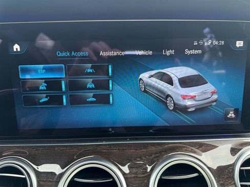 Used 2021 Mercedes-Benz E 350 Sedan image 24