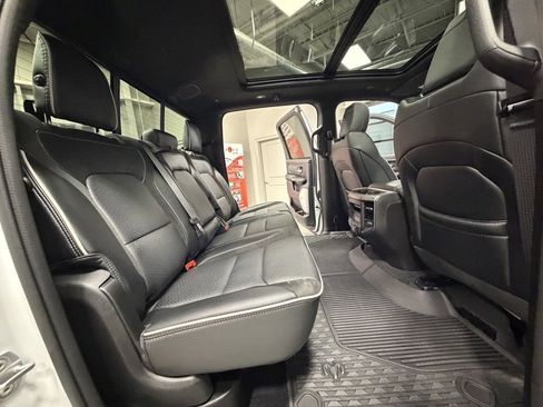 Used 2025 RAM 1500 Laramie w/ Night Edition image 57