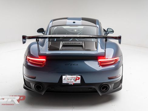 Used 2018 Porsche 911 GT2 RS RWD image 7