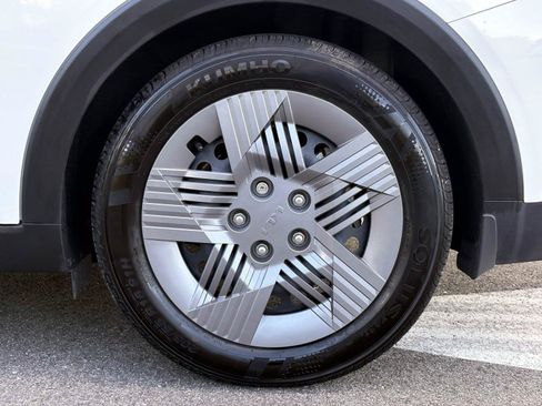 Certified 2025 Kia K4 FWD image 29
