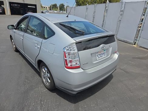 Used 2007 Toyota Prius FWD image 3