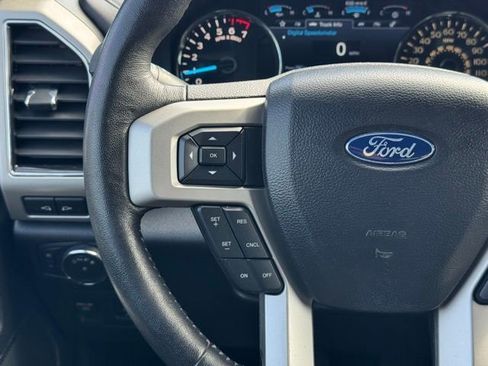 Used 2019 Ford F150 Lariat w/ Equipment Group 502A Luxury AWD/4WD image 26