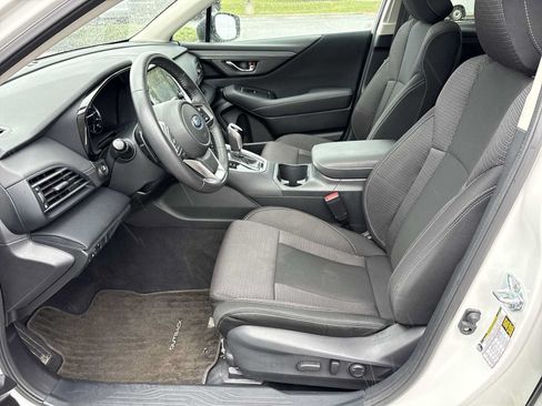 Used 2025 Subaru Outback Premium AWD/4WD image 20