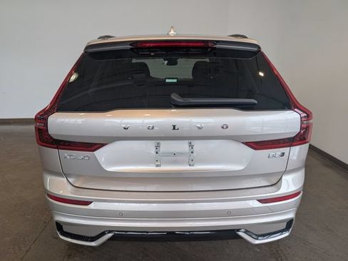 Used 2026 Volvo XC60 B5 Plus w/ Climate Package AWD/4WD image 4