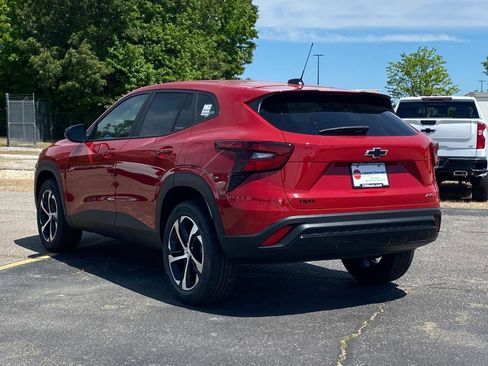 New 2026 Chevrolet Trax RS FWD image 5