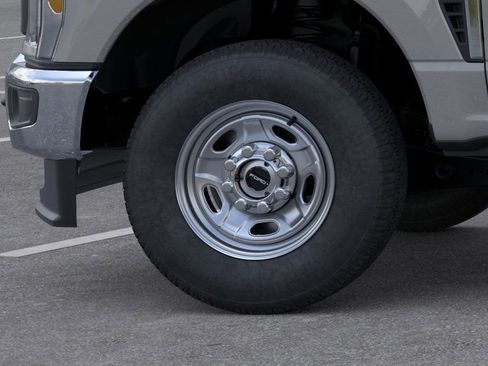 New 2026 Ford F250 XL image 19