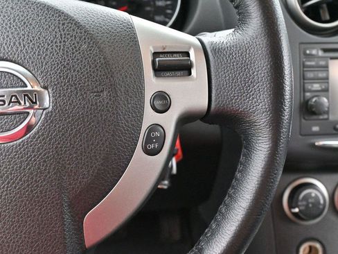 Used 2013 Nissan Rogue SL AWD/4WD image 18