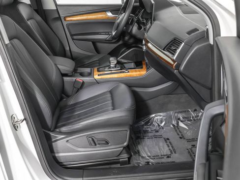 Used 2023 Audi Q5 2.0T Premium Plus w/ Premium Plus Package AWD/4WD image 49