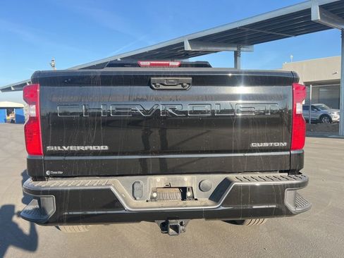 Certified 2025 Chevrolet Silverado 1500 Custom w/ LPO, Dark Essentials Package image 6