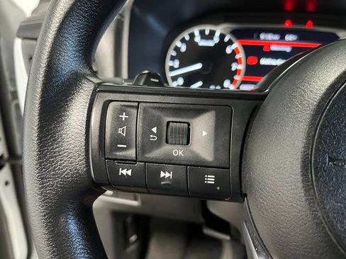 Used 2024 Nissan Rogue SV AWD/4WD image 25