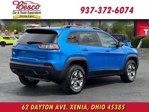 Used 2019 Jeep Cherokee Trailhawk image 4
