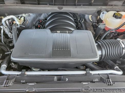Used 2025 GMC Yukon XL Denali AWD/4WD image 27