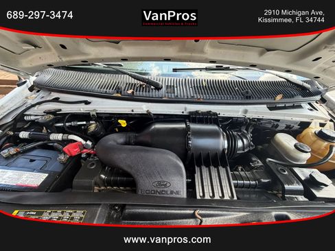 Used 2010 Ford E-350 and Econoline 350 Super Duty RWD image 16