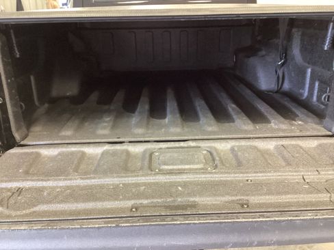 Used 2024 Jeep Gladiator Sport image 5