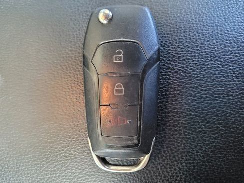 Used 2016 Ford Explorer 4WD image 32