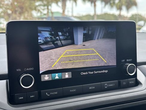 Used 2023 Honda Accord LX image 27