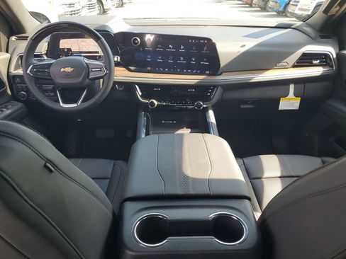 New 2026 Chevrolet Suburban High Country w/ Sun And Tow Package AWD/4WD image 14