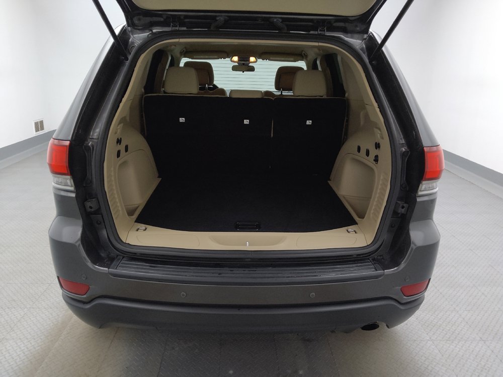 Used 2021 Jeep Grand Cherokee Laredo RWD image 29