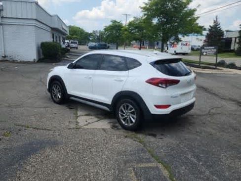 Used 2018 Hyundai Tucson SEL FWD image 16