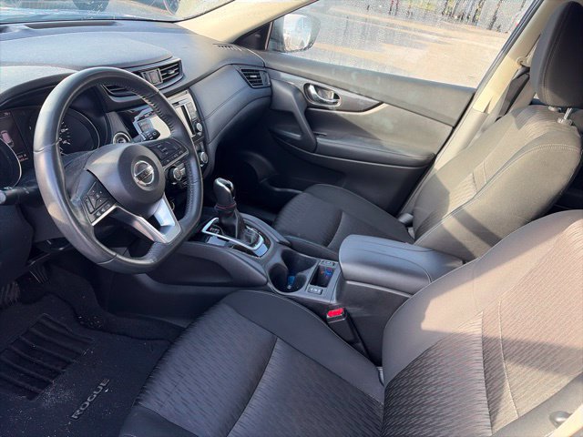 Used 2018 Nissan Rogue SV FWD image 9
