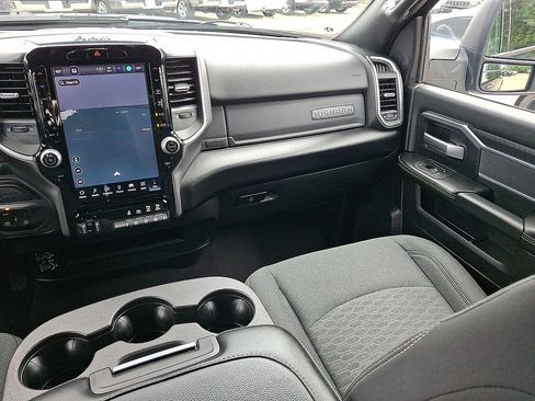 Used 2026 RAM 2500 Big Horn AWD/4WD image 11