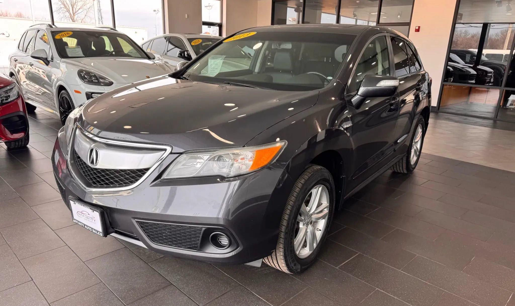 Used 2013 Acura RDX AWD image 1