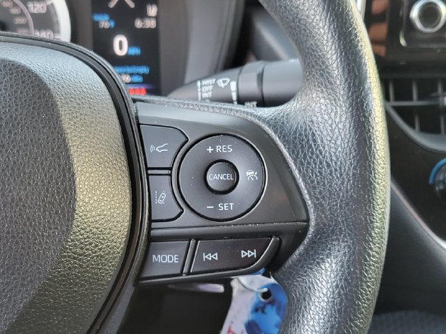 Used 2021 Toyota Corolla LE FWD image 8