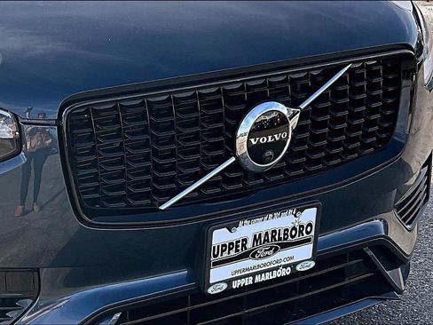 Used 2022 Volvo XC90 T8 R-Design w/ Advanced Package image 29