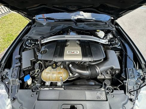 Used 2020 Ford Mustang GT Premium image 35