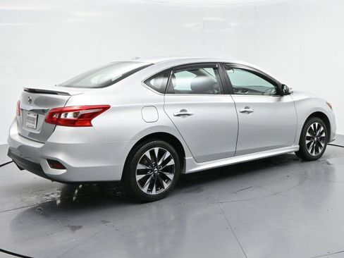 Used 2017 Nissan Sentra SR Turbo FWD image 7