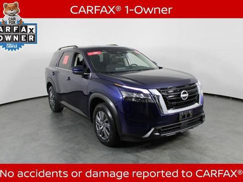 Certified 2025 Nissan Pathfinder SV FWD image 5