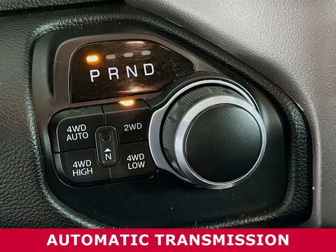 Used 2019 RAM 1500 Big Horn image 12