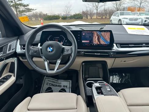 Certified 2025 BMW X2 xDrive28i image 14