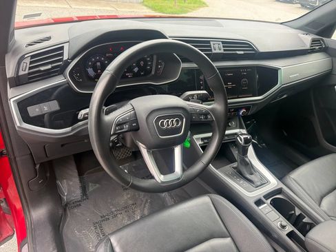 Used 2025 Audi Q3 2.0T Premium AWD/4WD image 13