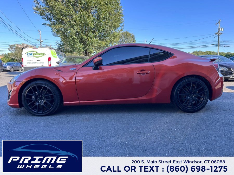 Used 2014 Scion FR-S RWD image 4