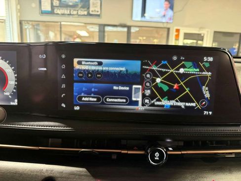 Used 2023 Nissan Ariya FWD image 18