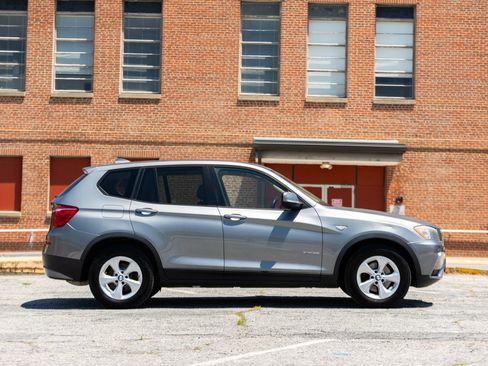 Used 2011 BMW X3 xDrive28i AWD/4WD image 7