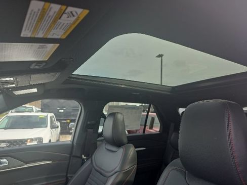 New 2026 Ford Explorer ST-Line w/ ST-Line Street Pack AWD/4WD image 29