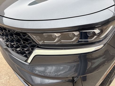 Used 2022 Kia Sorento SX image 6